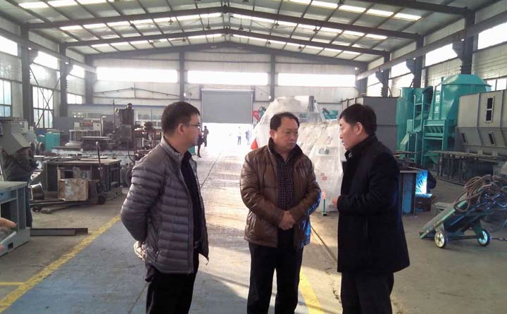 客戶考察生產(chǎn)車間 客戶考察生產(chǎn)車間