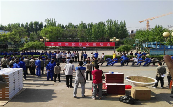 不負(fù)春日好時光 競技場上展風(fēng)采 不負(fù)春日好時光 競技場上展風(fēng)采