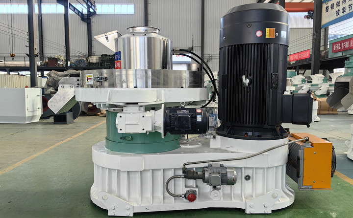 合理使用木屑顆粒機(jī)可以讓設(shè)備更長久 合理使用木屑顆粒機(jī)可以讓設(shè)備更長久